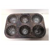 Vintage Ovenex Metal 6 cup muffin pan