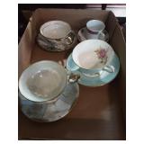 Teacup and saucer lot