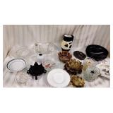 Ashtrays and glassware