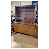 Drexel Buffet server and Hutch Drexel Buffet server and Hutch