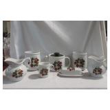 McCoy Pottery Strawberry Print McCoy Pottery Strawberry Print
