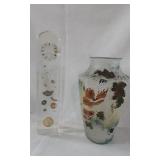 Articulated Clock & Hand-painted Vase Articulated Clock & Hand-painted Vase