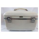 Vintage American Tourister Vintage American Tourister