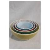 Retro Pyrex Mixing Bowls Retro Pyrex Mixing Bowls