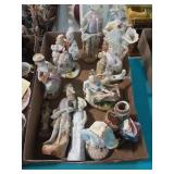 Figural statues lot