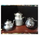 Miscellaneous kitchen lot