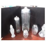 Miscellaneous kitchen glass lot