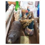 Glassware and figurine lot