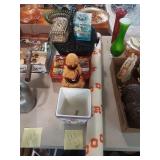 Aunt Jemima bottle and more