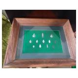 Arriw heads framed