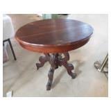 Antique oval table