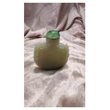 Jade snuff bottle