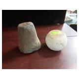 Quartz hammer stone