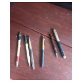 Lot of vintage pens