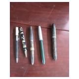 Lot of vintage pens