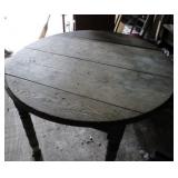 Circular wood table