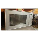 Sharp microwave