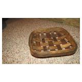 Small tobacco basket