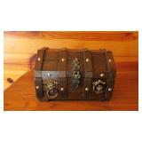 Treasure chest jewelry box