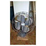 Vigtor metal fan
