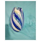 Decorative glass vase