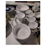 Corelle dish set