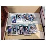 Large lot of baseball cards Large lot of baseball cards
