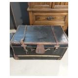 Vintage trunk Vintage trunk