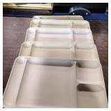 5 Tupperware food trays