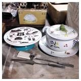 Soup bowl dish and cake stand