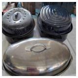 3 roasting pans