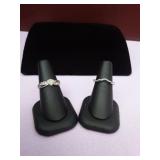 2 silver rings