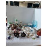 Miscellaneous salt and pepper holiday mugs