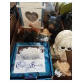 Little animal figurines and more