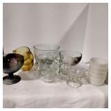Miscellaneous glassware lot