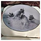Set of 6 wolf plates