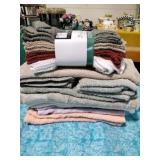 Large lot of utility / wash clothes