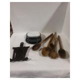 Trivet scale vintage wooden spoons