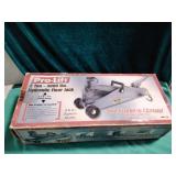 Pro-Lift 2 ton hydraulic floor jack - brand new