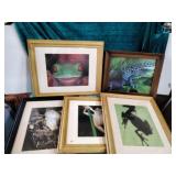 Framed frog pictures