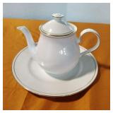 Crawfords queens China elegance teapot Crawfords queens China elegance teapot