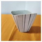 Hutchenreuther Bavaria Germany vase Hutchenreuther Bavaria Germany vase
