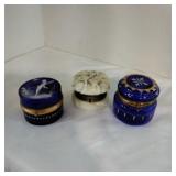 Hinged glass trinket jewerly containers Hinged glass trinket jewerly containers