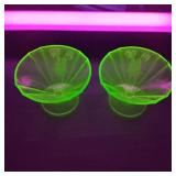 Federal uranium sherbert glasses with parrots Federal uranium sherbert glasses with parrots