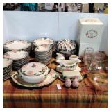 92 piece Franciscan desert rose 92 piece Franciscan desert rose