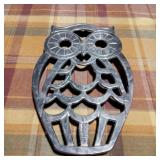 Leonard silverplated owl hot plate pot holder Leonard silverplated owl hot plate pot holder