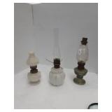 Lot of 3 small oil lamps