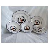 Chicken dish set