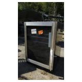 Magic Chef Vissani  5.8-cu. ft. Wine / Beverage Co