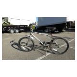Huffy 20-inch Mudslinger Mountain Bike